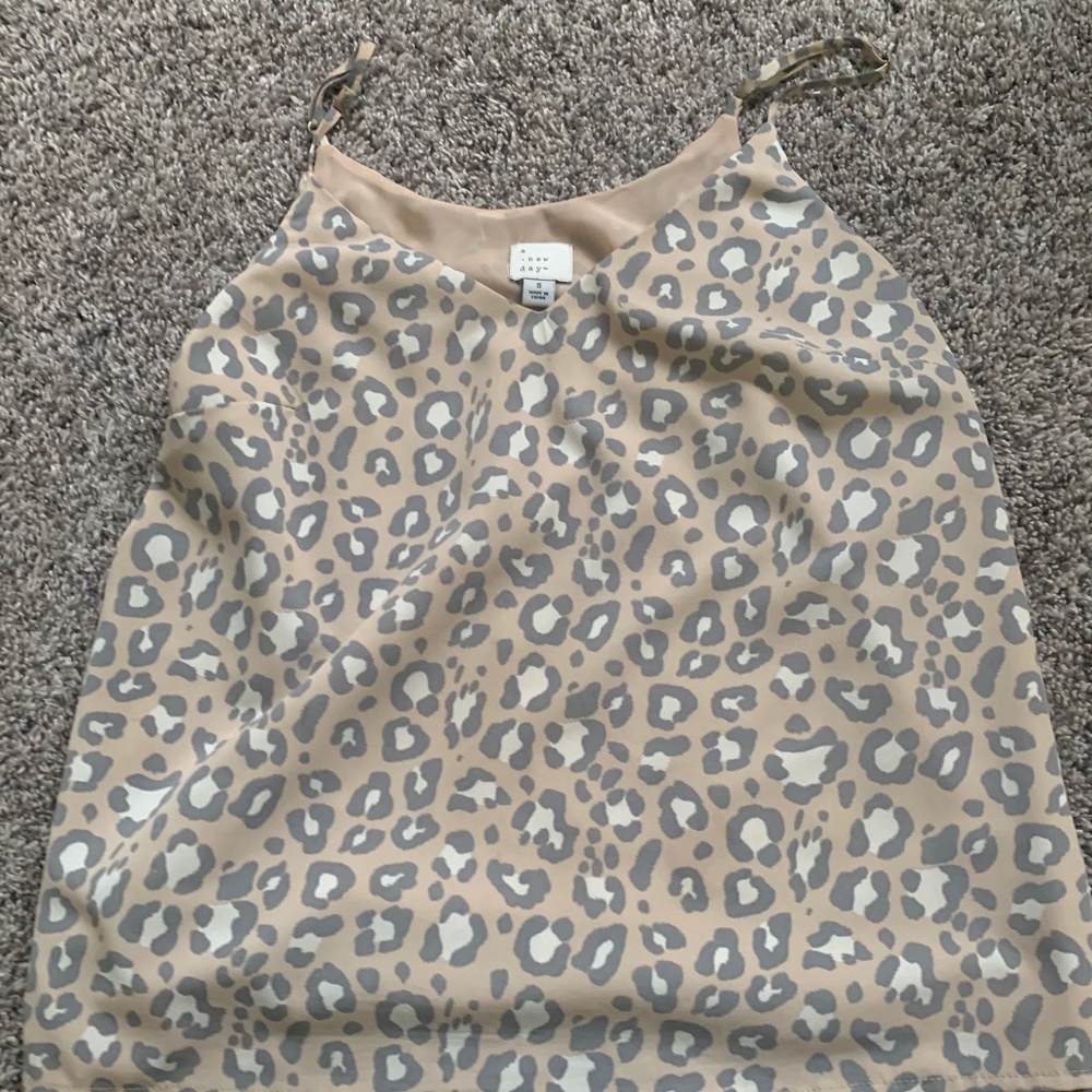 Leopard tank